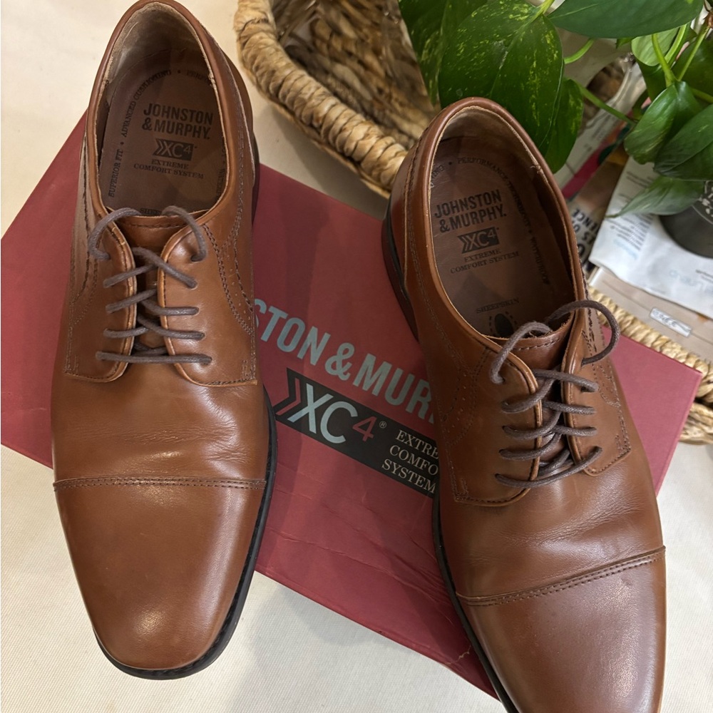 Men’s/Boy’s Johnston & Murphy Brown Leather Shoes